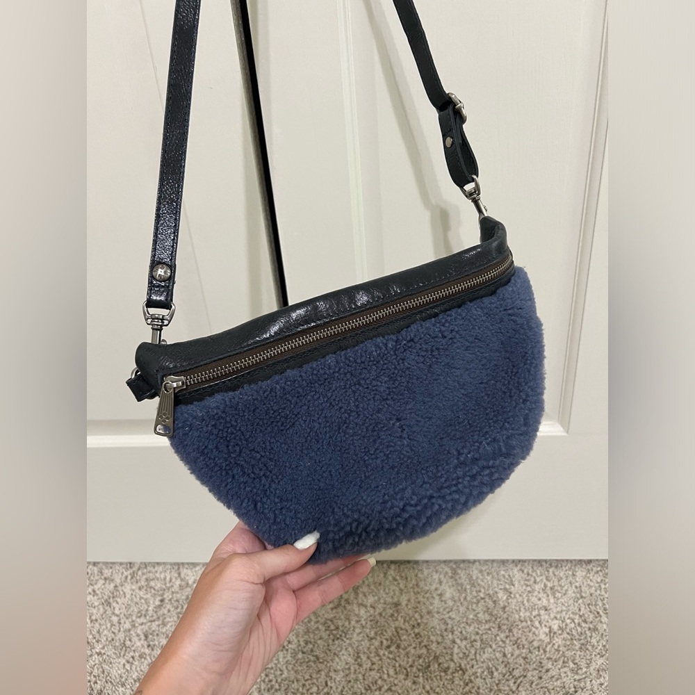 Patricia Nash Tinchi Leather Convertible Crossbody Shearling Sling Midnight